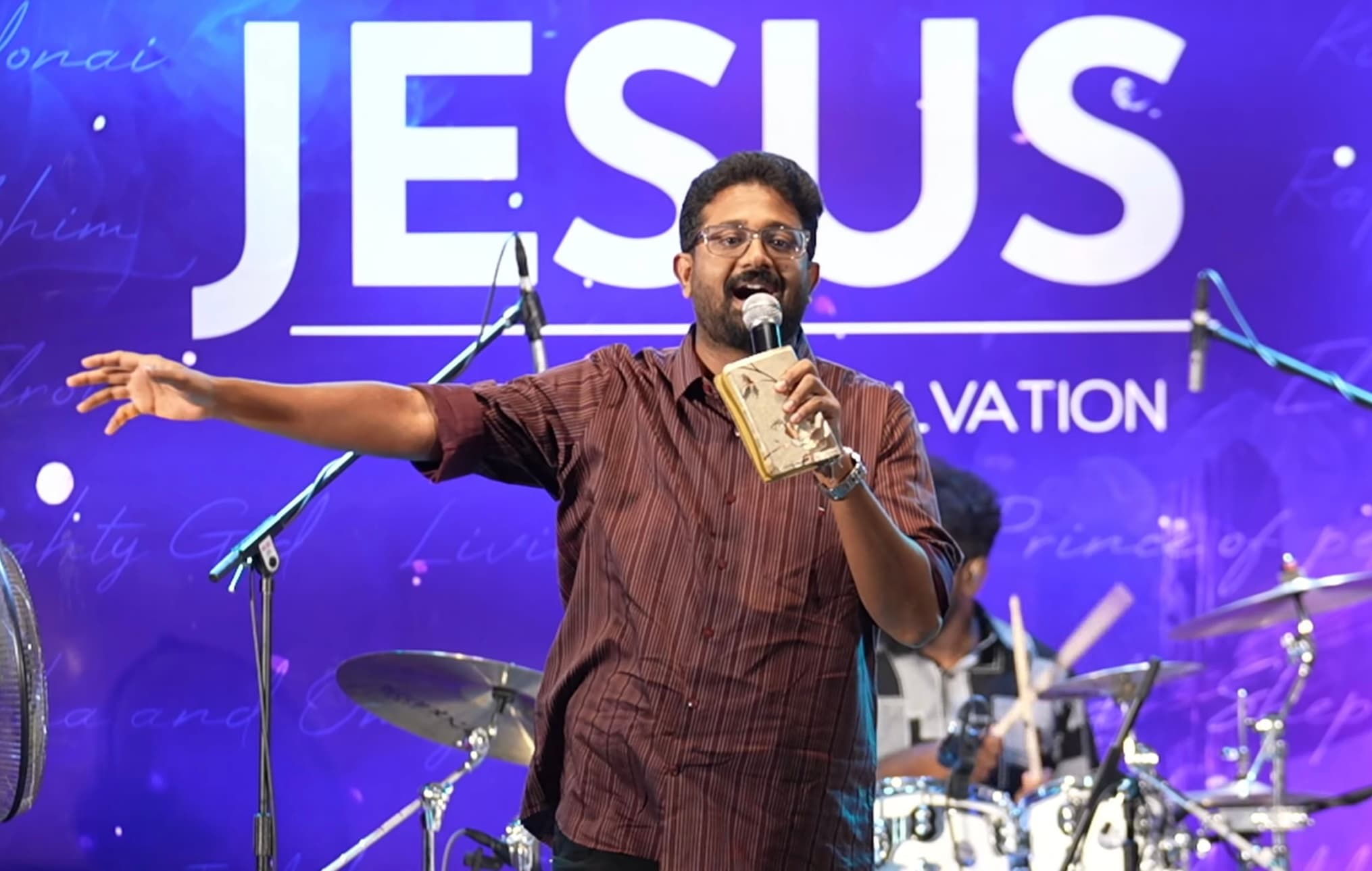 Maraven Live Praise & Worship photo 9